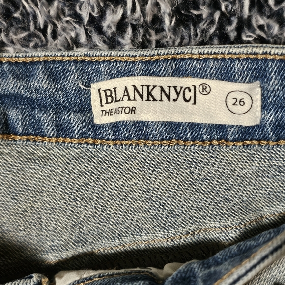 NEW Blank NYC The Astor Cut-Off Short size 26 - Picture 6 of 10